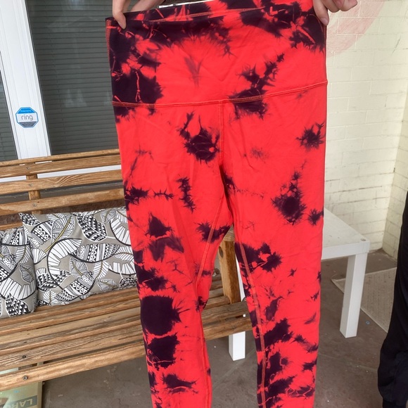 red tie dye lululemon leggings